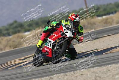 media/Oct-13-2025-Moto Forza (Mon) [[a66d839500]]/3-B Group/Session 3 (Turn 16)/